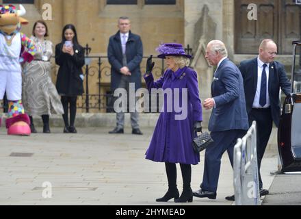 Prince Charles et Camilla / duc et duchesse de Cornwall arrivant pour le Commonwealth Service à Westminster Abbey, Londres, 14th mars 2022. Banque D'Images