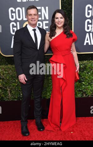 Peter Krause et Lauren Graham à l'occasion des Golden Globe Awards 77th qui se sont tenus à l'hôtel Beverly Hilton le 5 janvier 2020 à Beverly Hills, Los Angeles. Banque D'Images