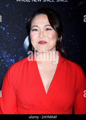 Suzy Nakamura à la première « Avenue 5 » d'HBO à Los Angeles, tenue à Avalon Hollywood Banque D'Images