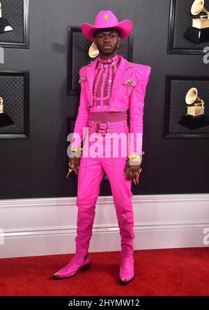 Lil NAS X participe aux GRAMMY Awards 2020 organisés au Staples Center de Los Angeles, Californie. Banque D'Images