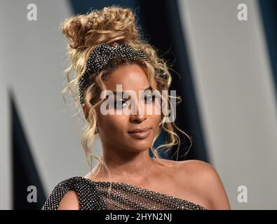 Ciara participe à la Vanity Fair Oscar Party 2020 qui s'est tenue au Wallis Annenberg Center for the Performing Arts à Beverly Hills, Californie Banque D'Images