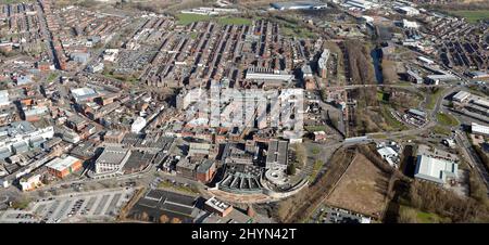 Vue panoramique aérienne du centre-ville de St Helens, Merseyside Banque D'Images