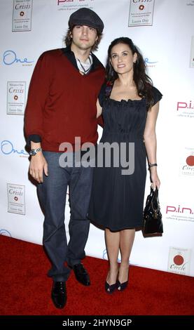 Ashton Kutcher demi Moore participe à UNE soirée de livre au coucher du soleil pour la meilleure vente de l'auteur du New York Times et l'intuitionniste Laura Day à Hollywood. Photo : presse britannique Banque D'Images