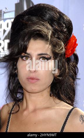 Amy Winehouse assiste aux MTV Movie Awards 2007 qui se tiennent à l'amphithéâtre Gibson de Universal Studios en Californie. Photo : presse britannique Banque D'Images