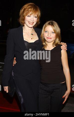 FRANCES FISHER ET SA FILLE FRANCESCA EASTWOOD ASSISTENT À LA PREMIÈRE MAISON DE SABLE ET DE BROUILLARD À HOLLYWOOD. IMAGE : PRESSE BRITANNIQUE Banque D'Images