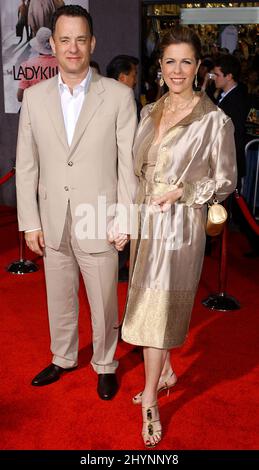 Tom Hanks et Rita Wilson assistent à la première mondiale « The Ladytuers » à Hollywood. Photo : presse britannique Banque D'Images