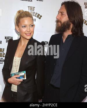 KATE HUDSON ET CHRIS ROBINSON ASSISTENT À LA SOIRÉE D'OUVERTURE DE LA PIÈCE « THE PRODUCERS » AU PANTAGES THEATRE, HOLLYWOOD. IMAGE : PRESSE BRITANNIQUE Banque D'Images