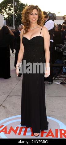 Rita Wilson assiste à la « Vanity Fair Oscar Party 2004 » au Mortons Restaurant à West Hollywood. Photo : presse britannique Banque D'Images