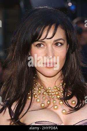 MONICA BELLUCCI PARTICIPE À LA PREMIÈRE DE 'MATRIX RELOWRED' AU MANN VILLAGE THEATRE, WESTWOOD, CALIFORNIE. IMAGE : PRESSE BRITANNIQUE Banque D'Images