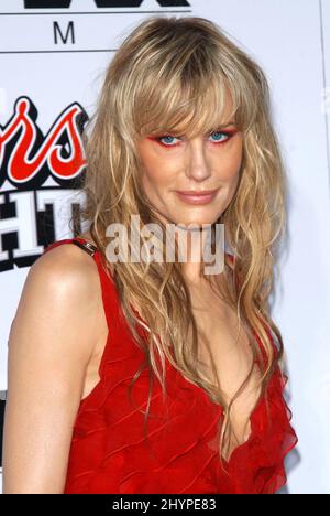 DARYL HANNAH PARTICIPE À LA PREMIÈRE DU FILM « KILL BILL VOL.1 » EN CALIFORNIE. IMAGE : PRESSE BRITANNIQUE Banque D'Images