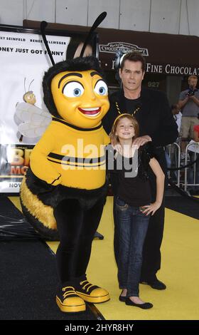 Ray Liotta et sa fille Karsen lors de la première à Los Angeles de « Bee Movie » au Mann Village Theatre, Westwood, Los Angeles. Banque D'Images