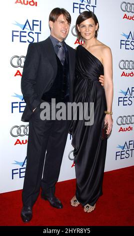 Tom Cruise et Katie Holmes arrivent pour la soirée d'ouverture de l'AFI Fest 2007 Gala Présentation des « Lions pour les agneaux » au Cinerama Dome à Los Angeles, CA. Banque D'Images