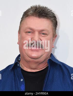 Le chanteur de campagne Joe Diffie est passé à l'âge de 62 ans après avoir subi des complications dues au coronavirus le 29 mars 2020. Joe Diffie au prix annuel de l'ACM 12th qui a eu lieu au Ryman Auditorium le 22 août 2018 à Nashville, TN. Banque D'Images