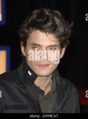 John Mayer assiste à The Walk Hard: The Dewey Cox Story Premiere au Grauman's Chinese Theatre, Los Angeles Banque D'Images