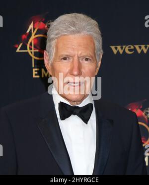 Alex Trebek est décédé à l'âge de 80 ans d'un cancer à Los Angeles, ca. Le 8 novembre 2020 Alex Trebek 46th Prix d'Emmy annuels de jour - salle de presse tenue au Centre civique de Pasadena le 5 mai 2019./AFF-USA Banque D'Images