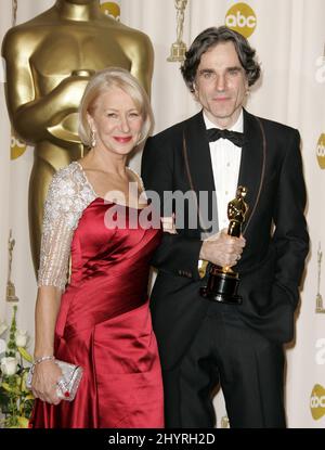 Helen Mirren et Daniel Day-Lewis aux Academy Awards 80th, qui se tiennent au Kodak Theatre sur Hollywood Boulevard à Los Angeles, Californie, États-Unis. Banque D'Images