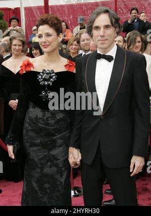 Daniel Day-Lewis et Rebecca Miller arrivent aux Academy Awards 80th, qui se tiennent au Kodak Theatre sur Hollywood Boulevard à Los Angeles, Californie, États-Unis. Banque D'Images