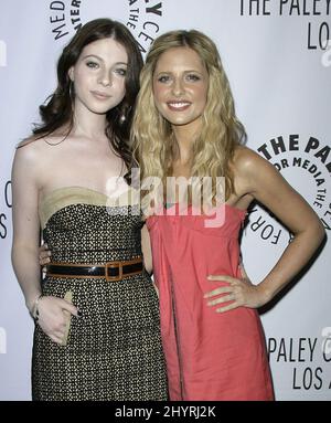 Michelle Trachtenberg et Sarah Michelle Gellar au Paley TV Festival annuel 25th - Buffy The Vampire Slayer Reunion à Los Angeles. Banque D'Images