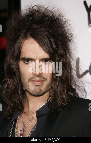 Russell Brand à la première mondiale de « Formand Sarah Marshall » au Grauman's Chinese Theatre de Los Angeles. Banque D'Images