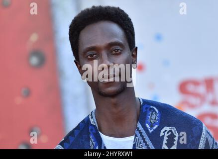 EDI Gathegi à la première de 'The suicide Squad' tenue au Regency Village Theatre le 2 août 2021 à Westwood, CA. Banque D'Images