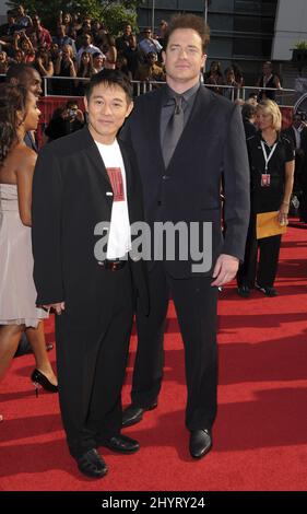 Jet Li et Brendan Fraser arrivent aux prix EPPY 2008 au NOKIA Theatre de Los Angeles Banque D'Images