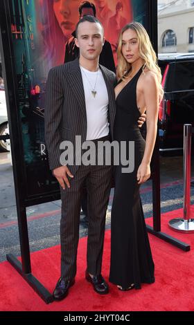 Mojean Aria et Alexis Ren à la première de 'Reminiscence' à Los Angeles, le 17 août 2021 à Hollywood, CA. Banque D'Images