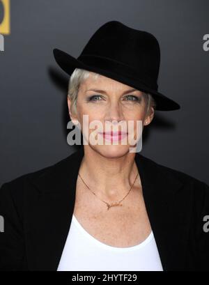 Annie Lennox assistant aux American Music Awards 2008 qui se tiennent au Nokia Theatre de Los Angeles. Banque D'Images