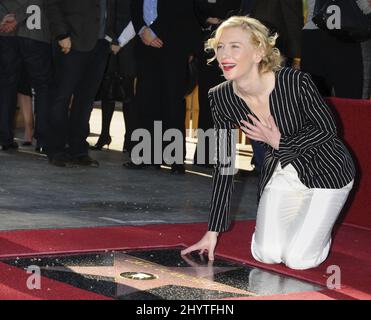 L'actrice australienne Cate Blanchett est honorée du 76th étoiles de la promenade de la renommée d'Hollywood devant le théâtre égyptien de Los Angeles. Banque D'Images