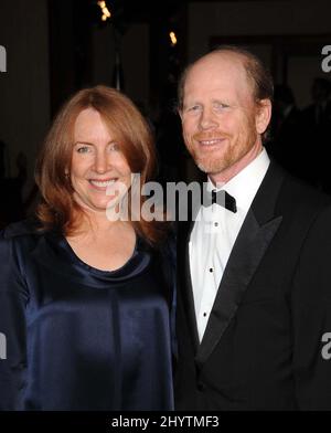 Ron Howard et sa femme Cheryl aux prix DGA annuels 61st qui se tiennent au Hyatt Regency Century Plaza. Banque D'Images