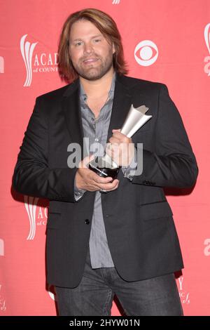 James Otto participe aux prix annuels 44th de l'Académie de musique country qui se tiennent au MGM Grand à Las Vegas, Nevada. Banque D'Images