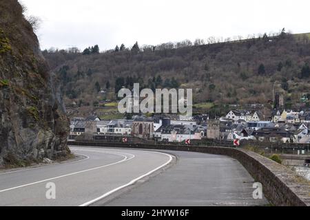 Front de mer d'Oberwesel à Mittelrheintal pendant Mqrch 2022 Banque D'Images