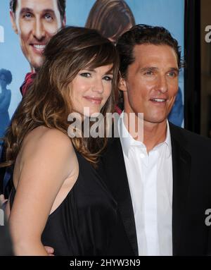 Jennifer Garner et Matthew McConaughey à la première mondiale « Ghosts of girlfrives Past » qui s'est tenue au Grauman's Chinese Theatre, Hollywood, États-Unis. Banque D'Images