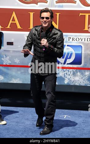 Jim Carrey lors d'une conférence de presse pour le chant de Noël de Disney qui s'est tenue à Union Station, Los Angeles, États-Unis Banque D'Images