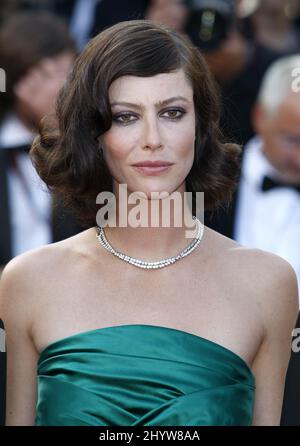 Anna Mouglalis arrive pour la première du nouveau film Coco Chanel et Igor Stravinsky, lors du Festival de Cannes, au Palais de Festival de Cannes, France. Banque D'Images