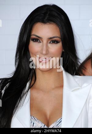 Kim Kardashian arrive pour la première de Columbia Pictures 'la prise de Pelham 123' au Mann Village Theatre, le 4 juin 2009, à Westwood, Californie. Banque D'Images