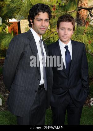 Adrian Grenier, Kevin Connolly au gala annuel de remise du bal aux papillons Chrysalis 8th à Los Angeles. Banque D'Images