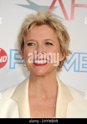 Annette Bening au Michael Douglas a reçu le prix d'excellence de l'AFI Lifetime Achievement décerné par TV Land, qui s'est tenu aux studios Sony Pictures de Culver City, en Californie. Banque D'Images