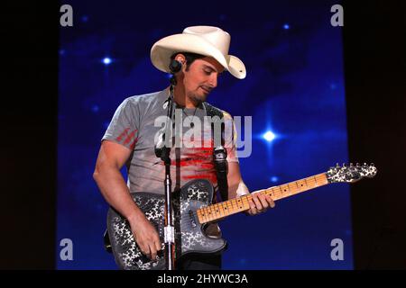 Brad Paisley se produit au CMA Music Festival 2009, au LP Field de Nashville, aux États-Unis Banque D'Images