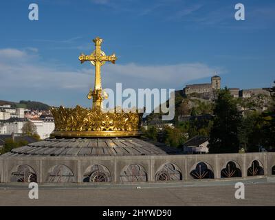 Basilique notre-Dame du Rosaire à Lourdes (France) Banque D'Images