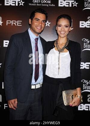 Cash Warren et Jessica Alba lors de la « CÉLÉBRATION DE la fête » des BET Awards qui s'est tenue à Drago Centro, Los Angeles, Californie. Banque D'Images