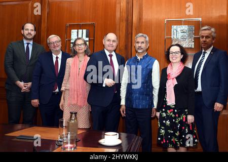 New Delhi, Inde. 14th mars 2022. Président du Parlement autrichien Wolfgang Sobotka et Mme Christine Schwarz-Fuchs Présidente du Conseil fédéral de la République Autriche avec délégué parlementaire autrichien appel au ministre indien des Affaires extérieures S. Jaishankar à l'édifice du Sud à New Delhi, Inde, le 14 mars 2022. (Photo de Ravi Batra/Sipa USA) crédit: SIPA USA/Alay Live News Banque D'Images