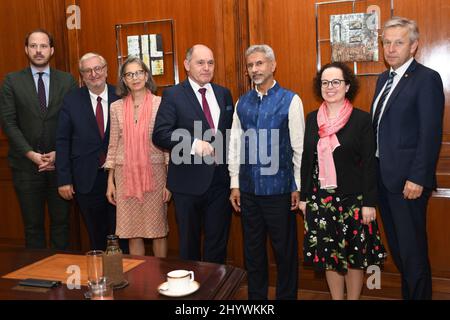 New Delhi, Inde. 14th mars 2022. Président du Parlement autrichien Wolfgang Sobotka et Mme Christine Schwarz-Fuchs Présidente du Conseil fédéral de la République Autriche avec délégué parlementaire autrichien appel au ministre indien des Affaires extérieures S. Jaishankar à l'édifice du Sud à New Delhi, Inde, le 14 mars 2022. (Photo de Ravi Batra/Sipa USA) crédit: SIPA USA/Alay Live News Banque D'Images