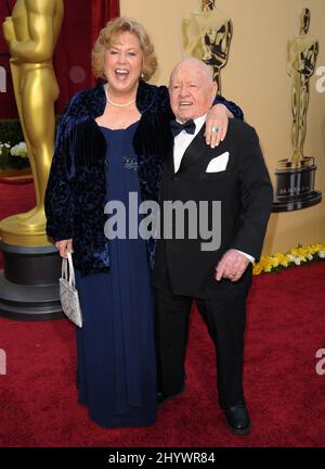 Mickey Rooney arrive aux Oscars annuels 82nd organisés au Kodak Theatre de Los Angeles, en Californie Banque D'Images