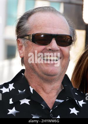 Jack Nicholson assiste à la cérémonie en l'honneur de l'acteur Dennis Hopper avec une étoile sur le Hollywood Walk of Fame à Hollywood, Los Angeles Banque D'Images