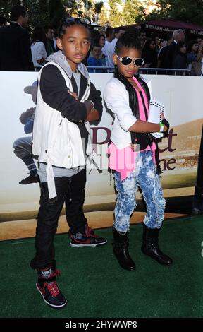 Jaden Smith et Willow Smith à la première « The Perfect Game », qui s'est tenue aux théâtres Pacific du Grove, Los Angeles. Banque D'Images