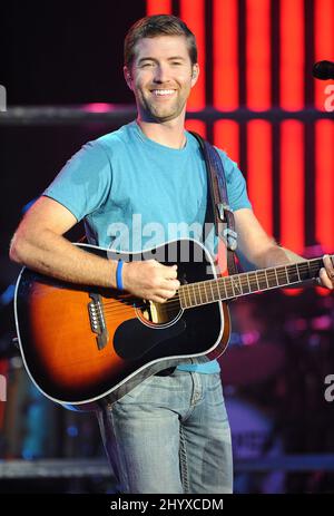 Josh Turner en concert au Alabama Theatre, Myrtle Beach, Caroline du Sud. Banque D'Images