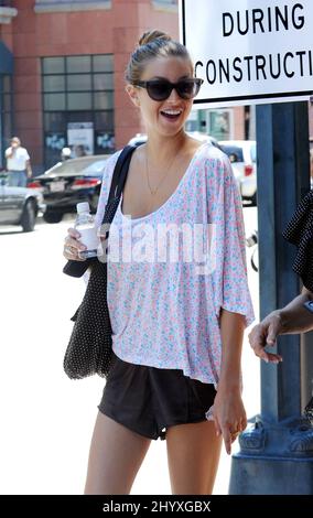 Whitney Port vu autour de la ville, Beverly Hills. Banque D'Images