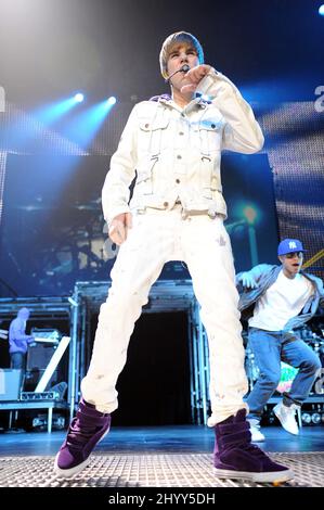 Justin Bieber se produit en direct au Greensboro Coliseum, Greensboro, Caroline du Nord. Banque D'Images