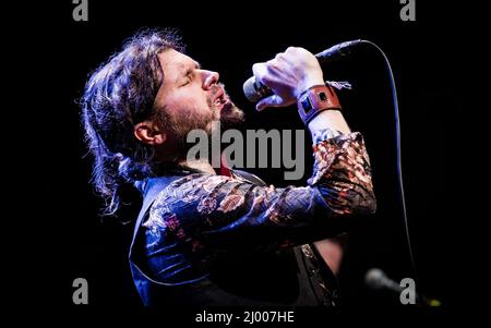 Jay Buchanan, du groupe de rock Rival Sons, se présentant en concert à Union Scene, Drammen, Norvège, le 25 novembre 2019 Banque D'Images