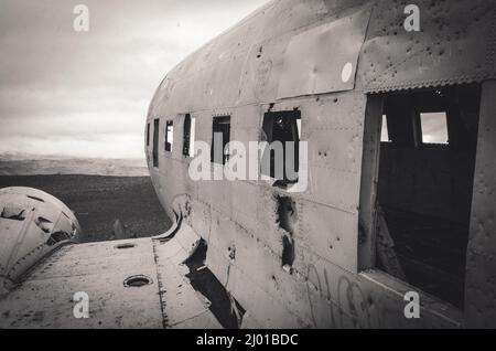 Échelle de gris de l'avion DC 3 épaté dans le sud de l'Écosse Banque D'Images